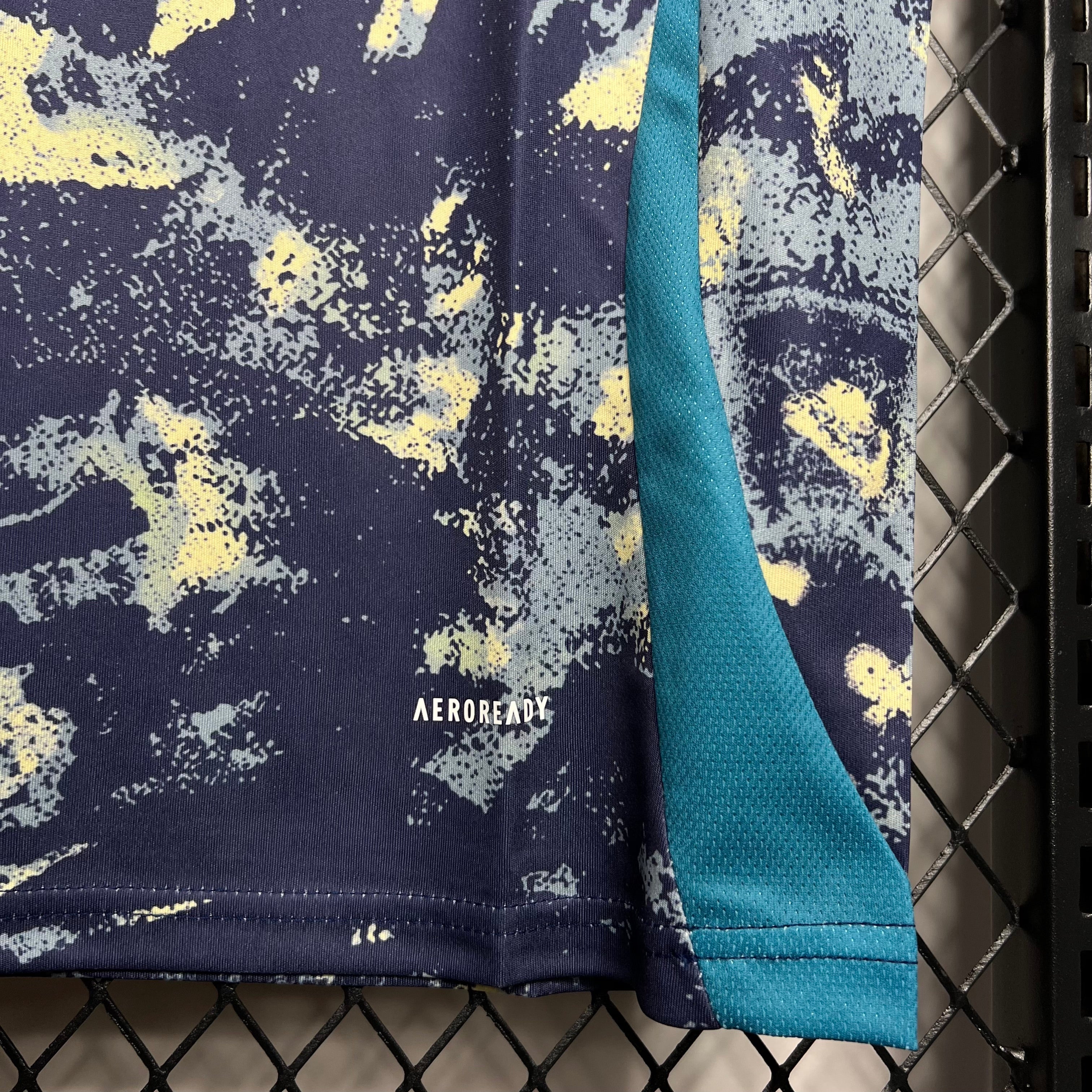 Ajax Amsterdam Extérieur 2024/2025 - Image 7